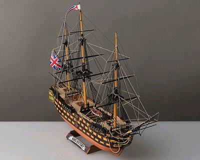 HMS Victory 1:310 Baukasten