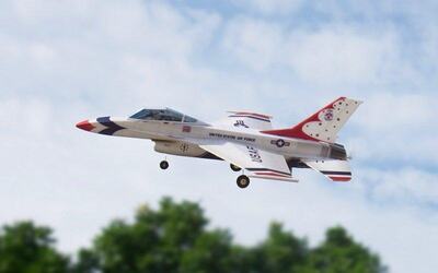 F-16 Thunderbirds / 250 mm